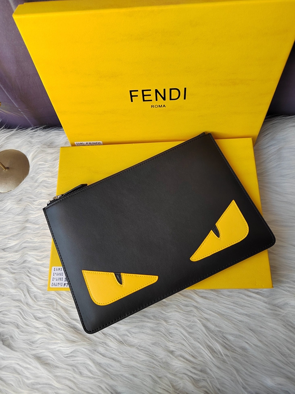 超激安ブランド財布偽物正面デザイン